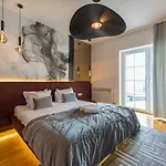 Apartvilla Art Of Living Luxury *