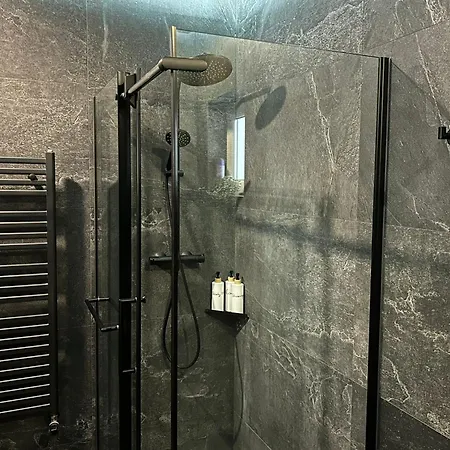 Apartvilla Art Of Living Luxury *