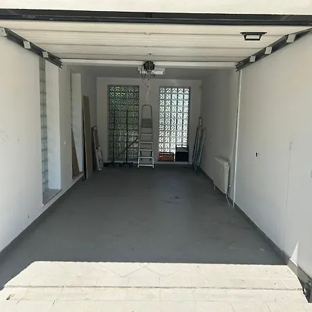 Apartment Deluxe Ea - With Garage Sarajevo