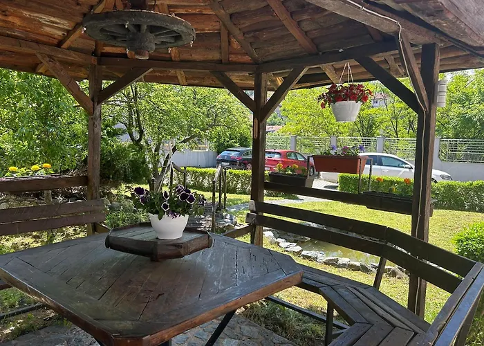 Apartvilla Art Of Living Luxury *